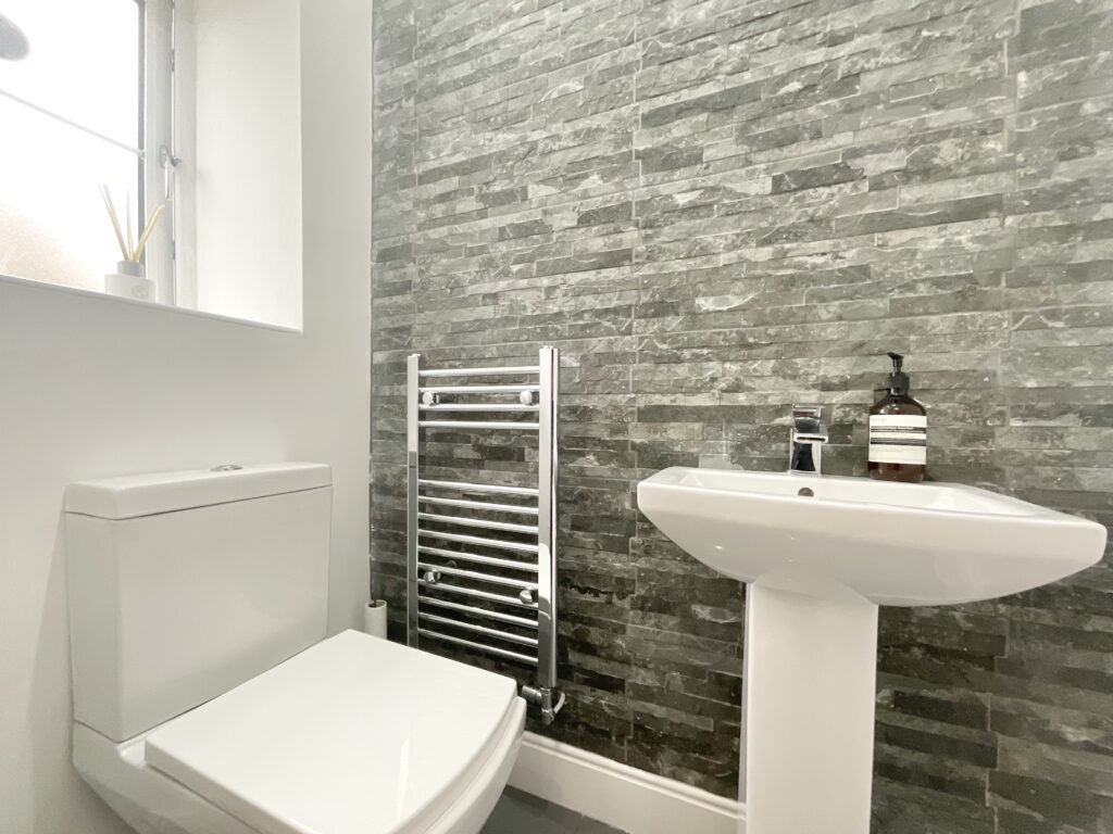 Chalfont Crescent, Weston, CW2