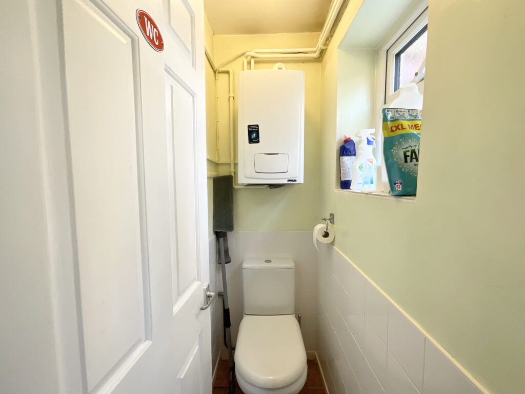 School Lane, Walton, ST17