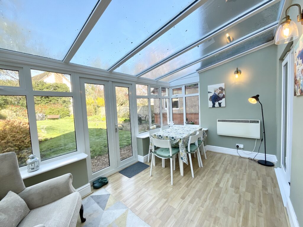 School Lane, Walton, ST17