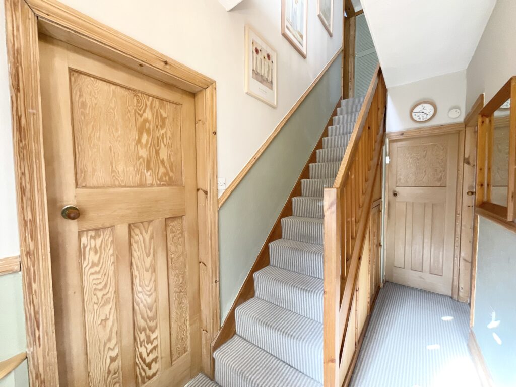 School Lane, Walton, ST17