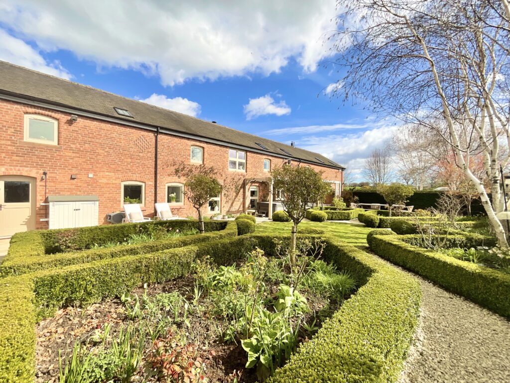 Balterley Court, Balterley, CW2
