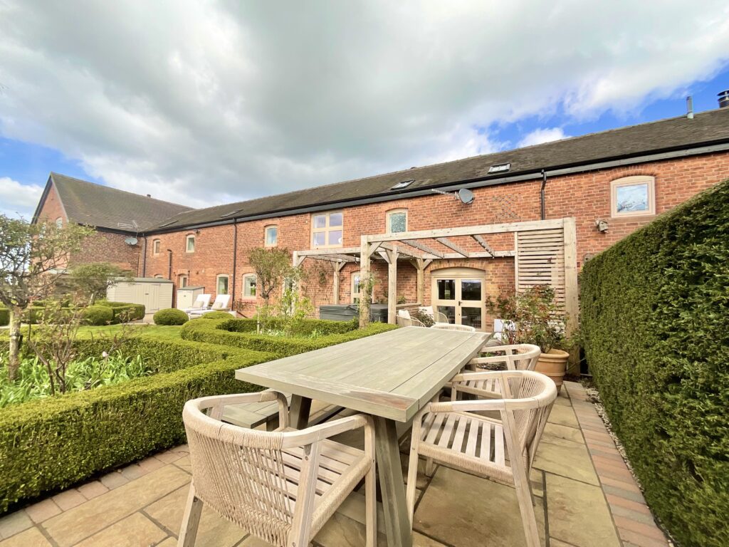 Balterley Court, Balterley, CW2