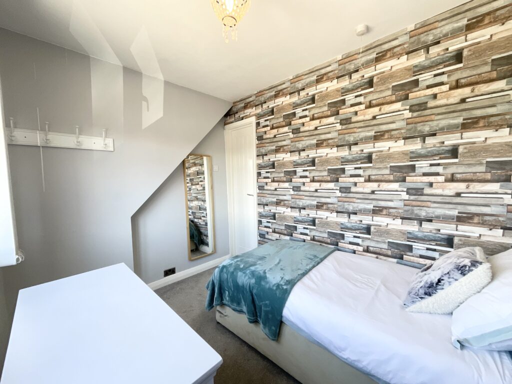 Kennedy Road, Stoke-On-Trent, ST4