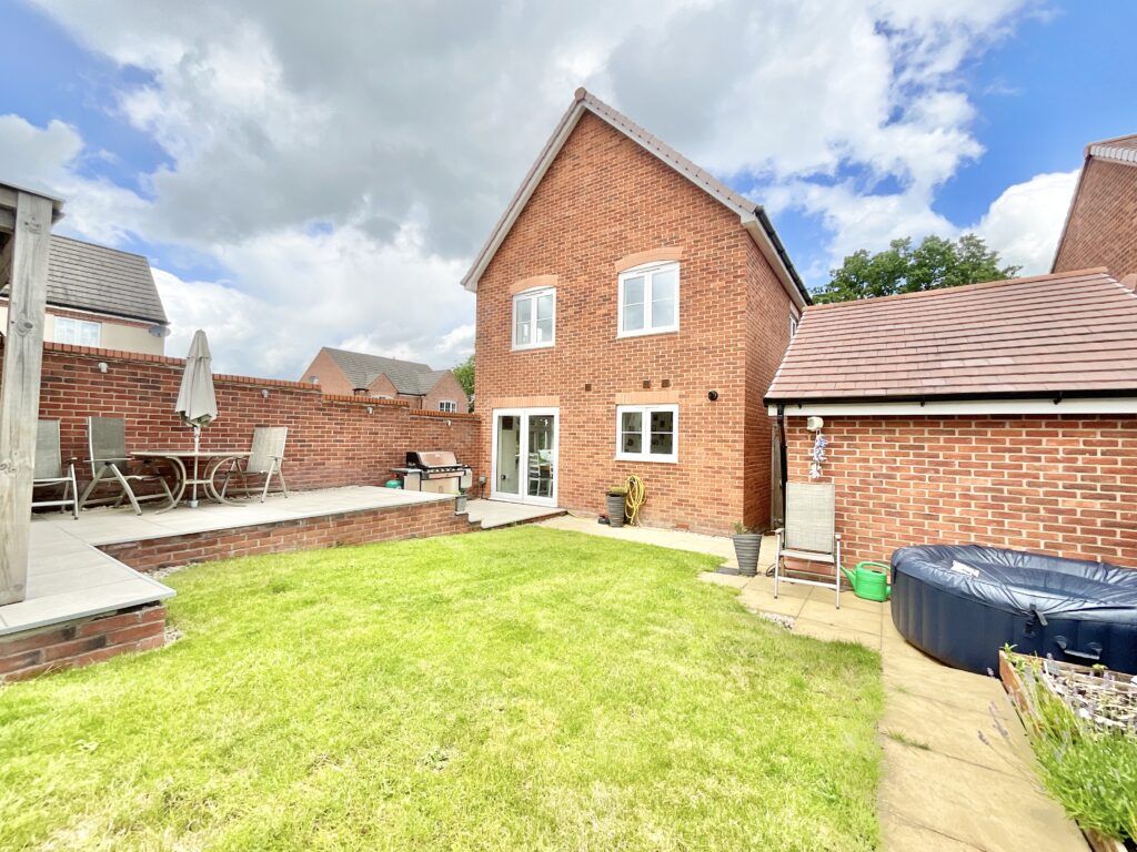 Wheelwright Drive, Eccleshall, ST21