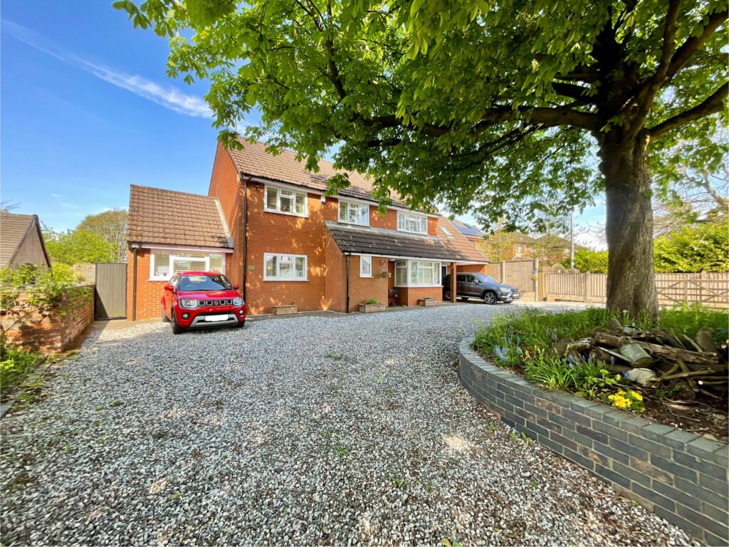 Windmill Hill, Rough Close, ST3