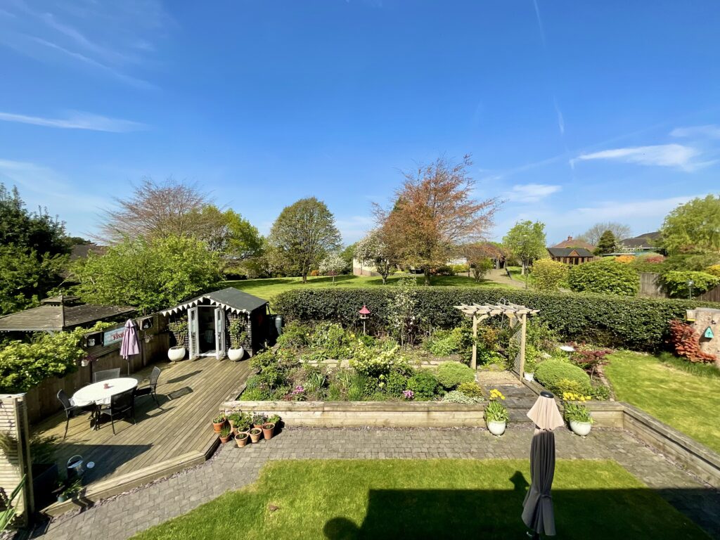 Windmill Hill, Rough Close, ST3