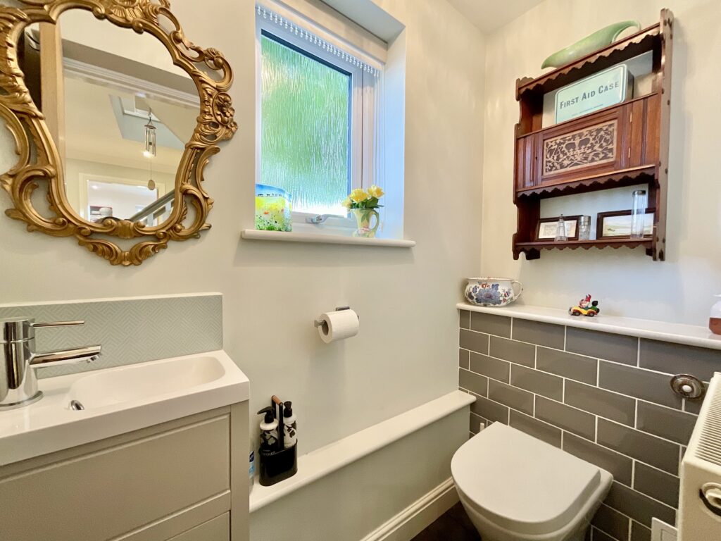 Windmill Hill, Rough Close, ST3