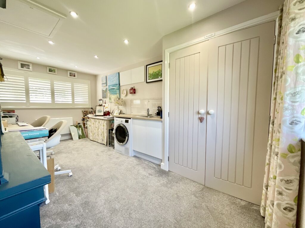 Windmill Hill, Rough Close, ST3