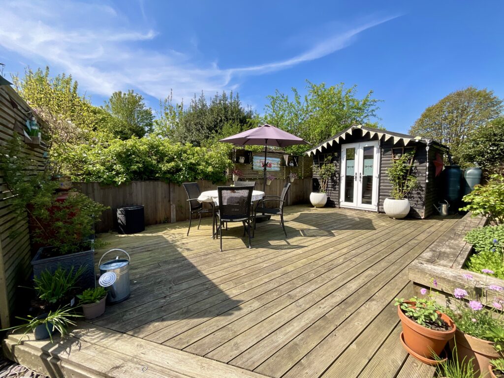 Windmill Hill, Rough Close, ST3