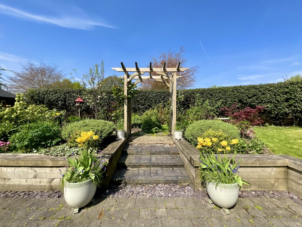 Windmill Hill, Rough Close, ST3