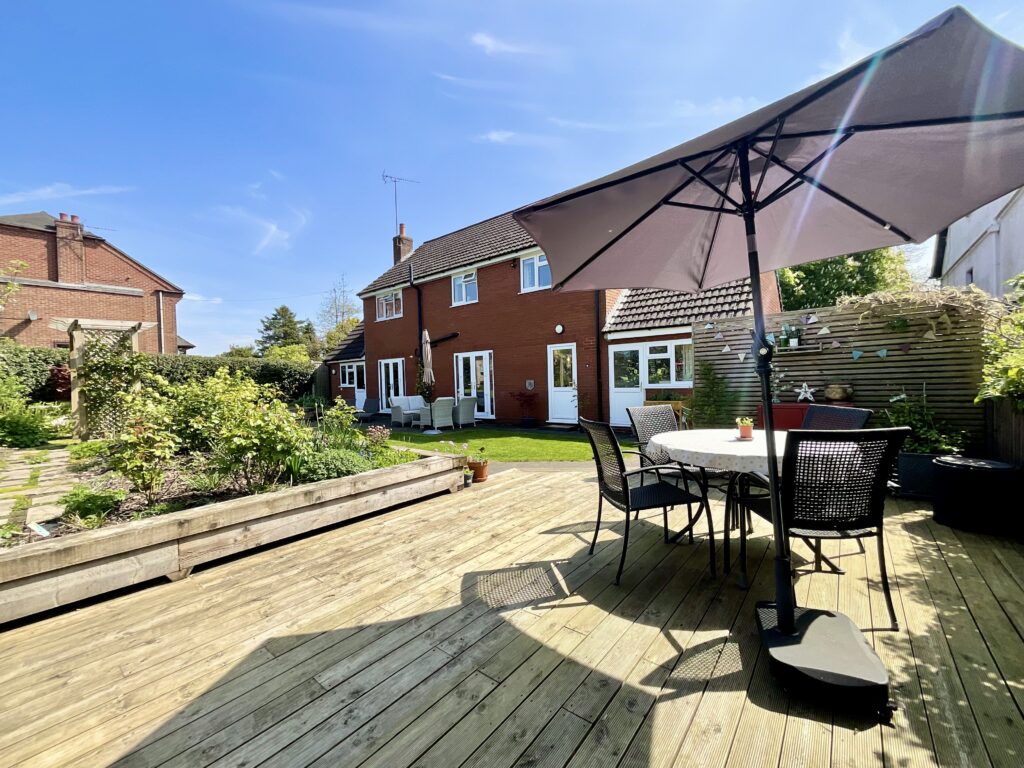 Windmill Hill, Rough Close, ST3