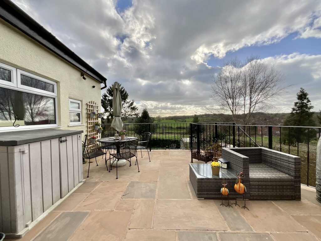 High Street, Kingsley, ST10