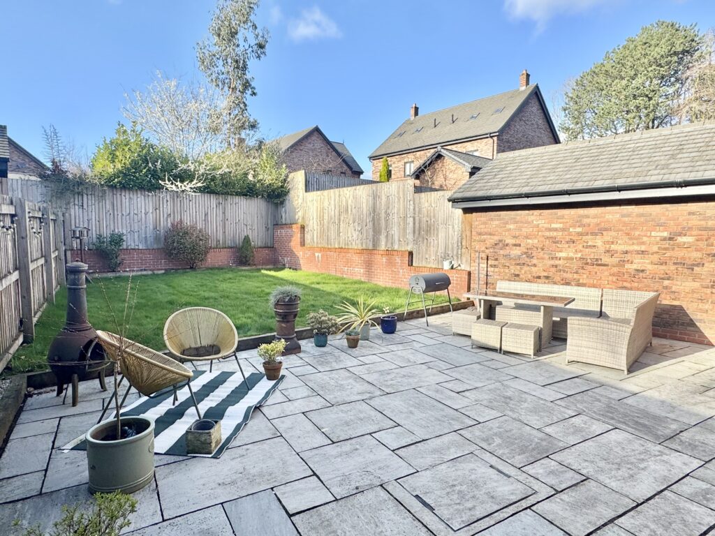 Westerdale Drive, Keele, ST5