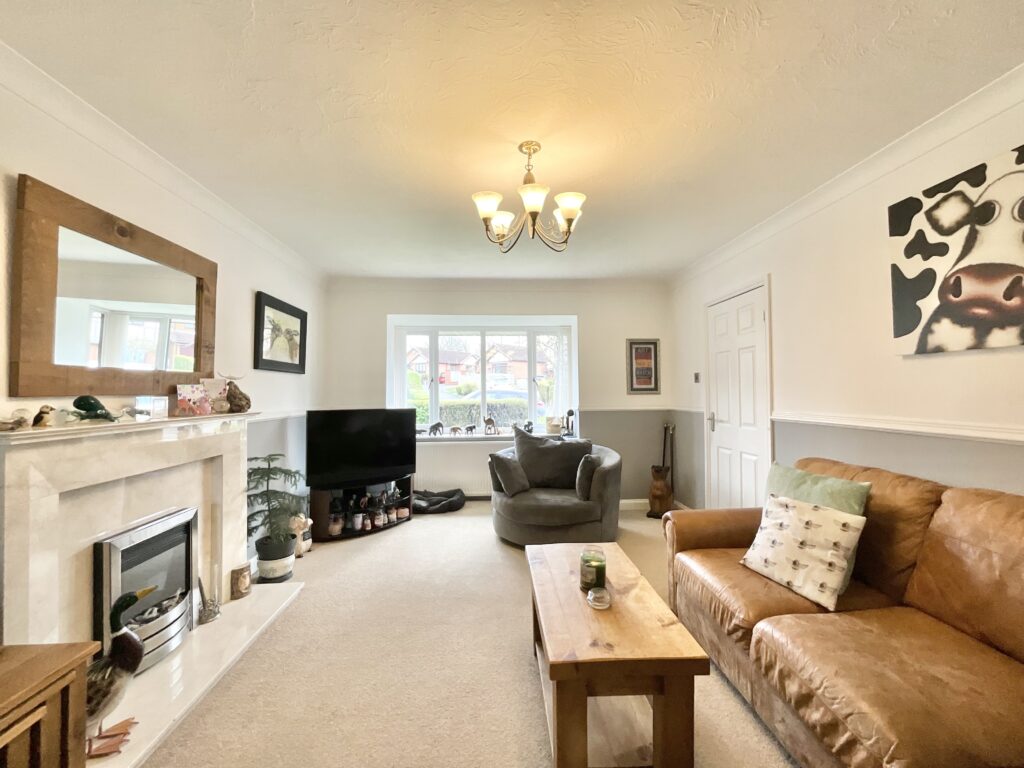 Woodruff Close, Packmoor, ST7