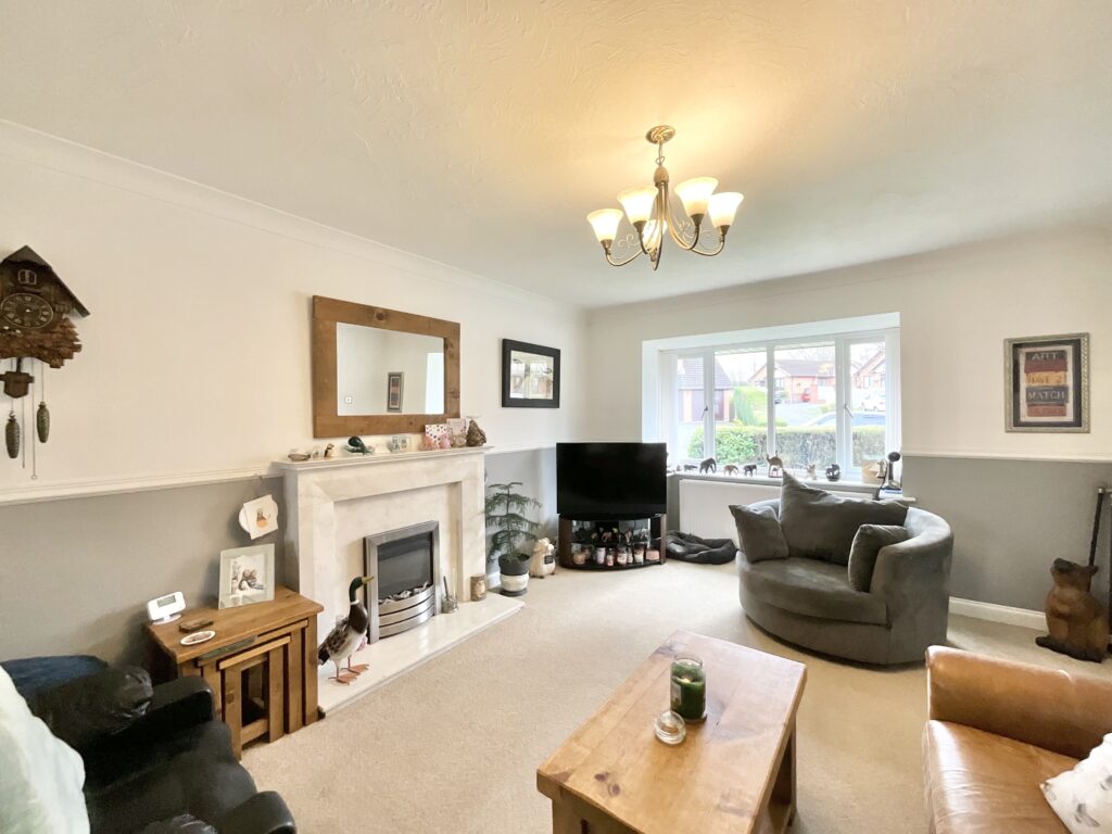 Woodruff Close, Packmoor, ST7