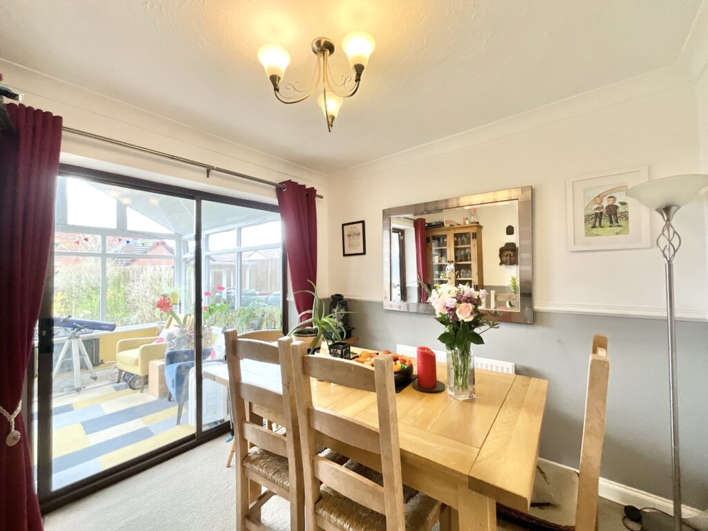 Woodruff Close, Packmoor, ST7