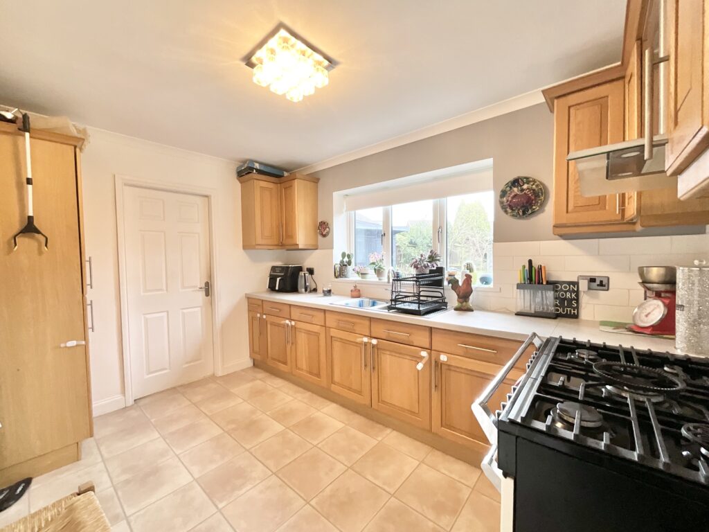 Woodruff Close, Packmoor, ST7