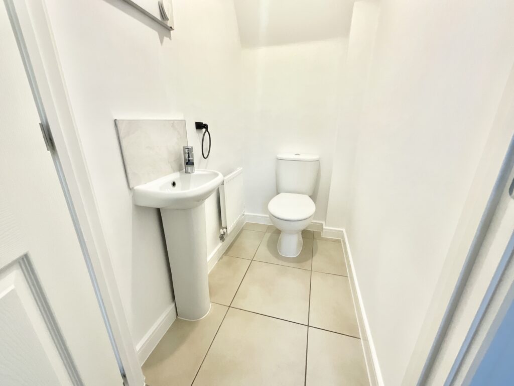 Whimbrel Park, Stafford, ST16