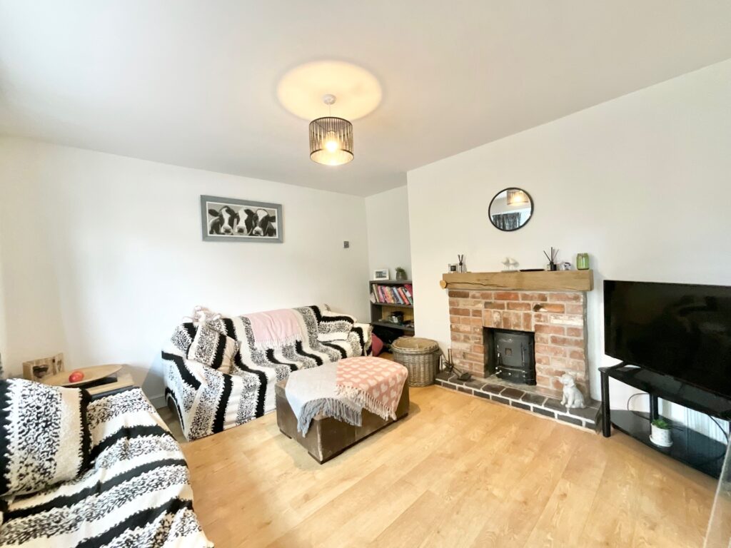 Cranberry Avenue, Checkley, ST10