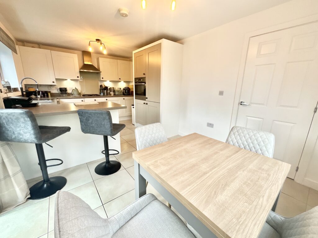 Whimbrel Park, Stafford, ST16