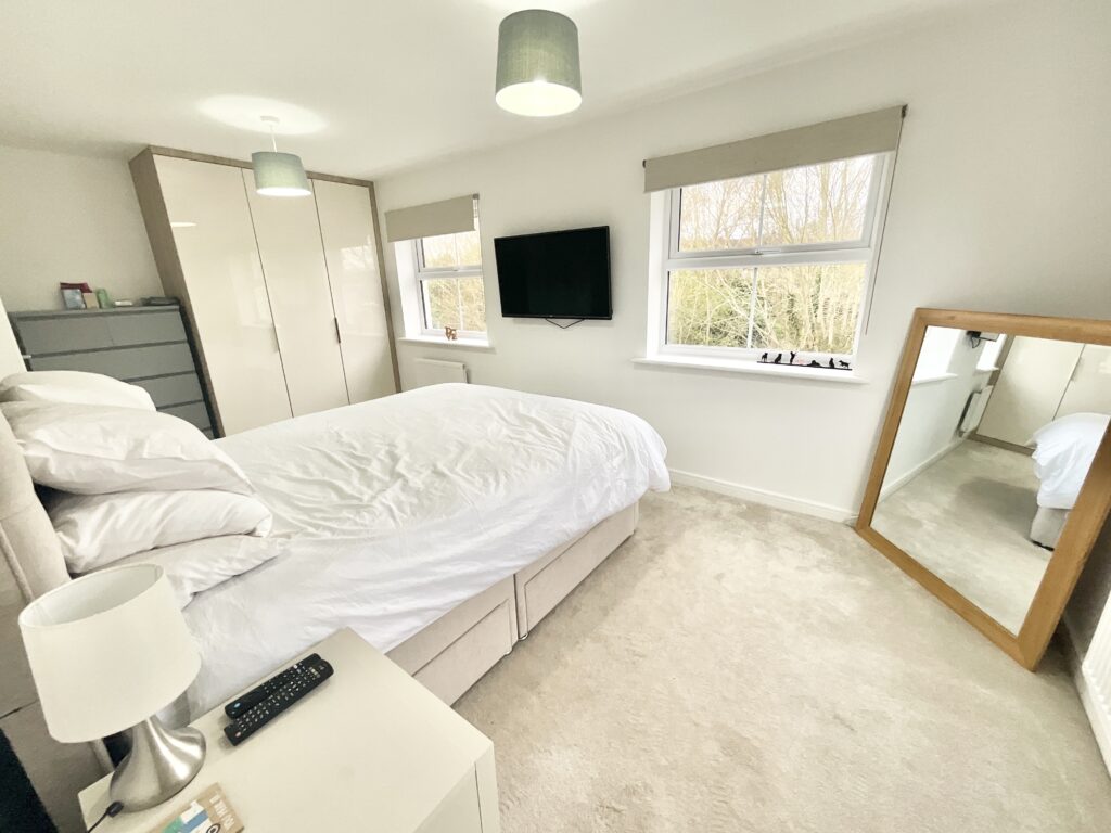 Whimbrel Park, Stafford, ST16