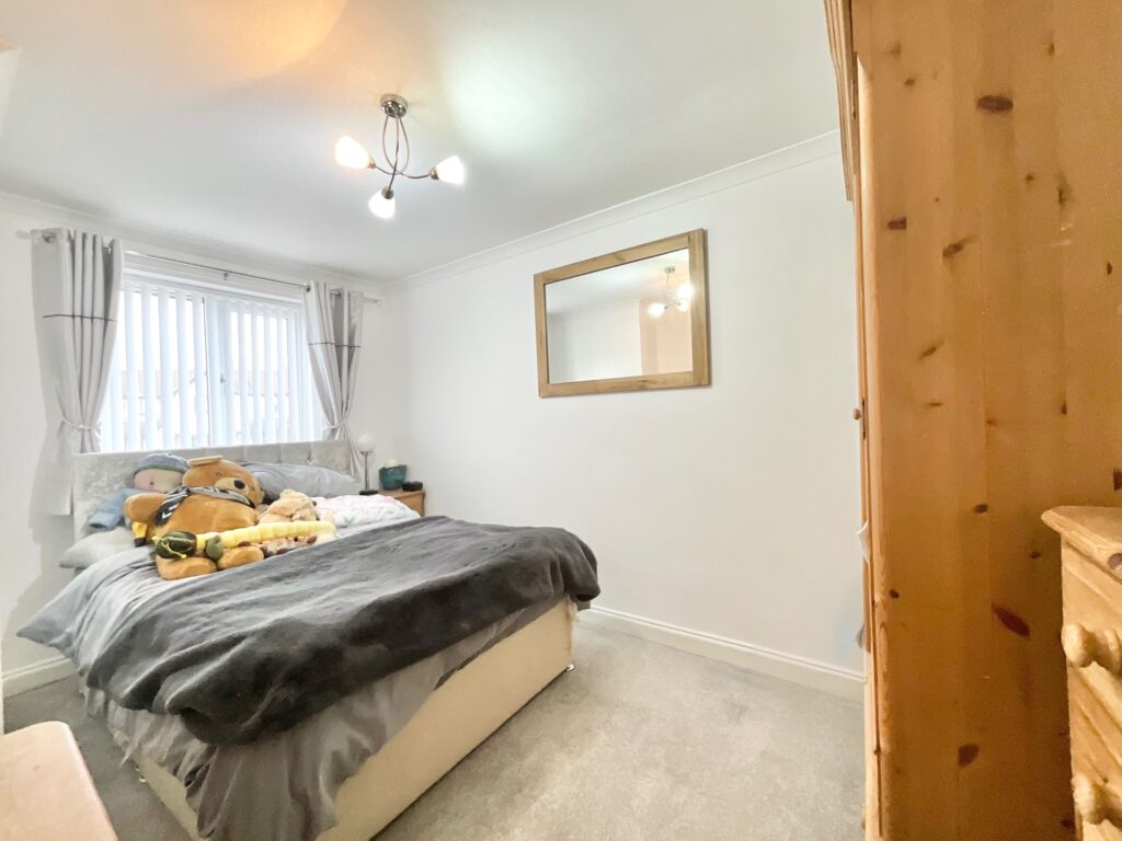 Woodruff Close, Packmoor, ST7