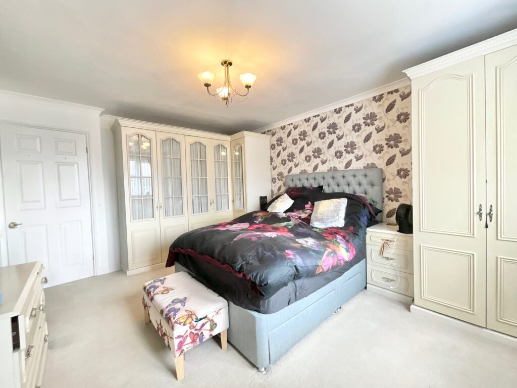 Woodruff Close, Packmoor, ST7