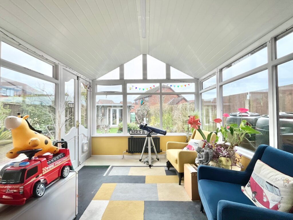 Woodruff Close, Packmoor, ST7