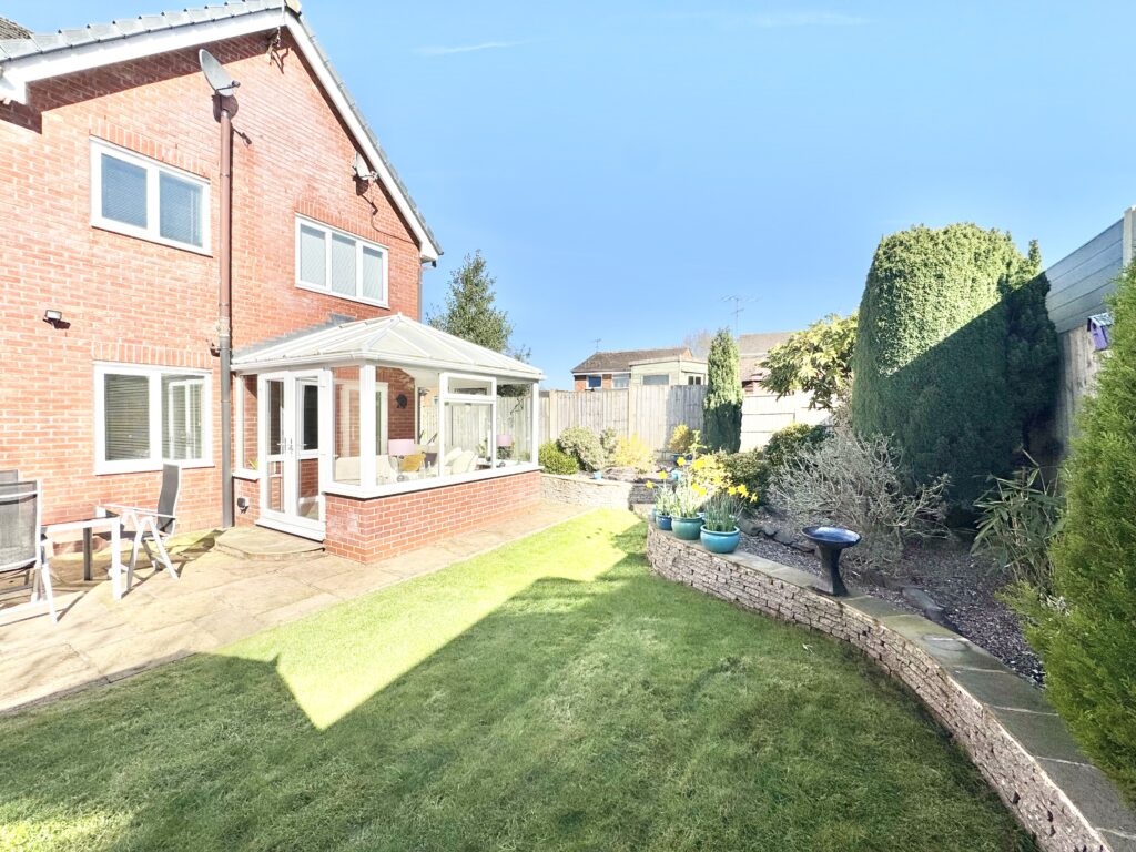 Market Fields, Eccleshall, ST21