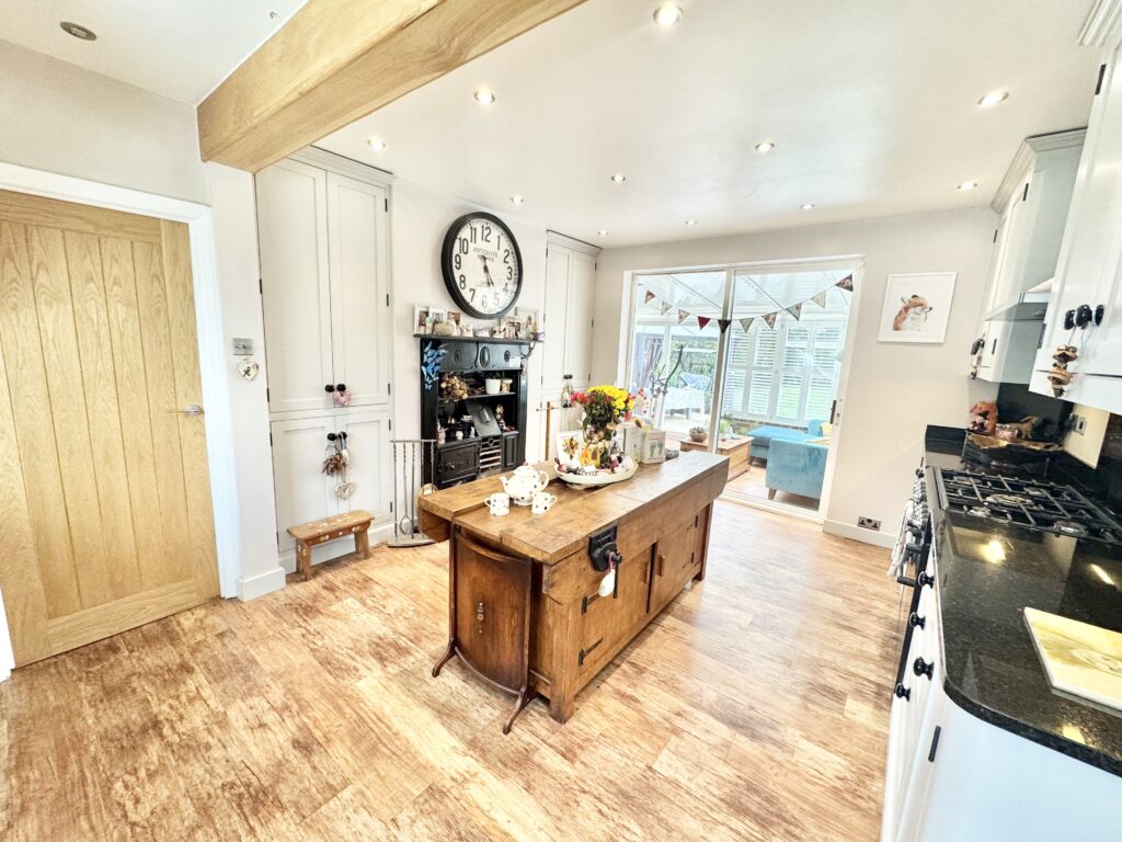 South Road, Cold Meece, ST15