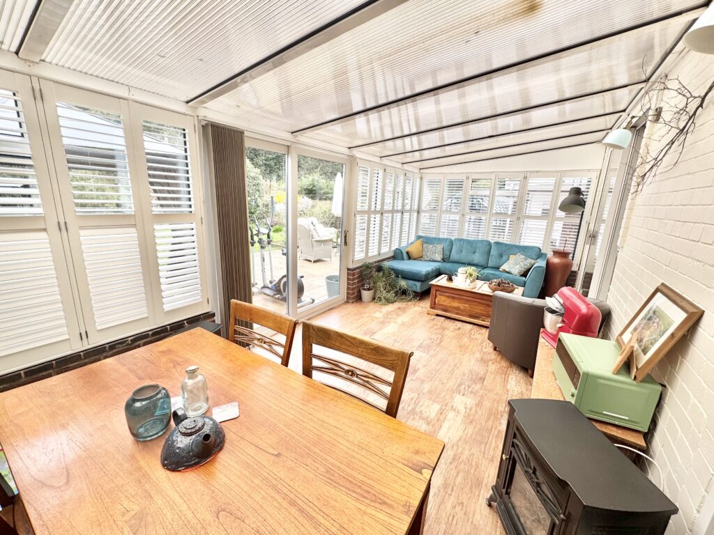 South Road, Cold Meece, ST15