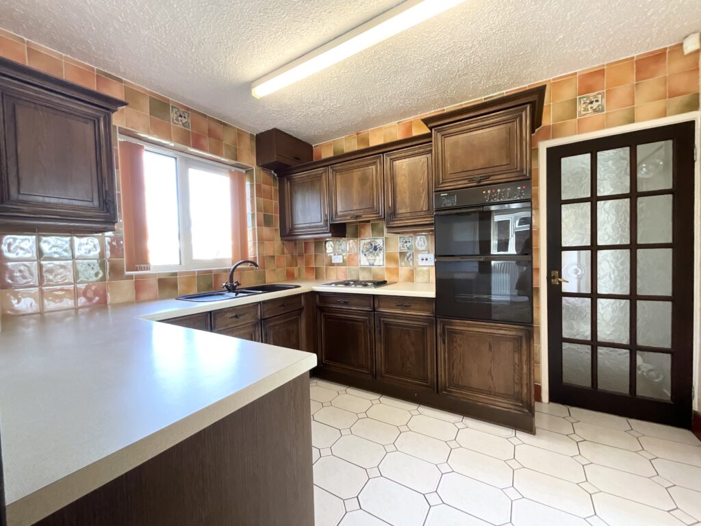 Meadow Way, Tean, ST10