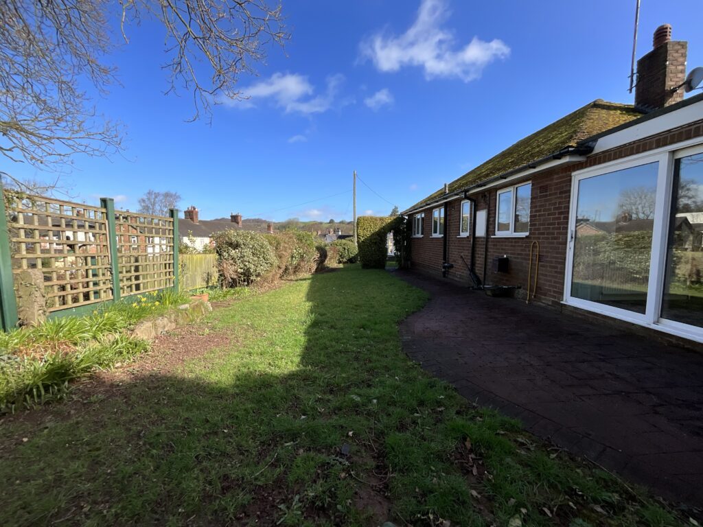 Meadow Way, Tean, ST10