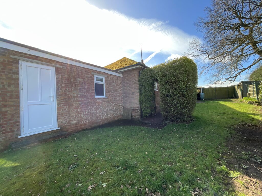 Meadow Way, Tean, ST10