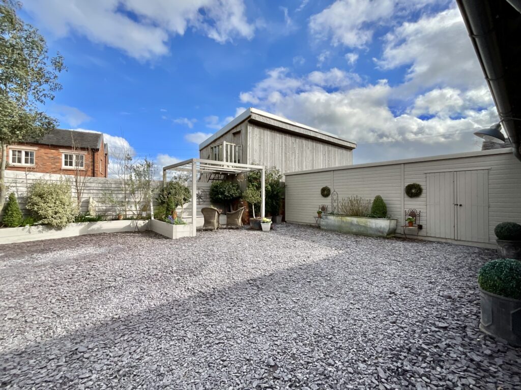 Duck Paddle Barn, Duck Paddle Farm, ST10