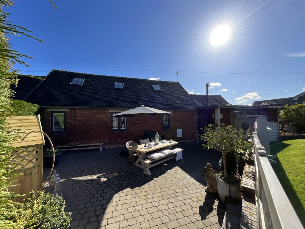 Duck Paddle Barn, Duck Paddle Farm, ST10