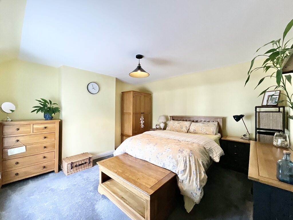 Chapel Street, Kingsley, ST10