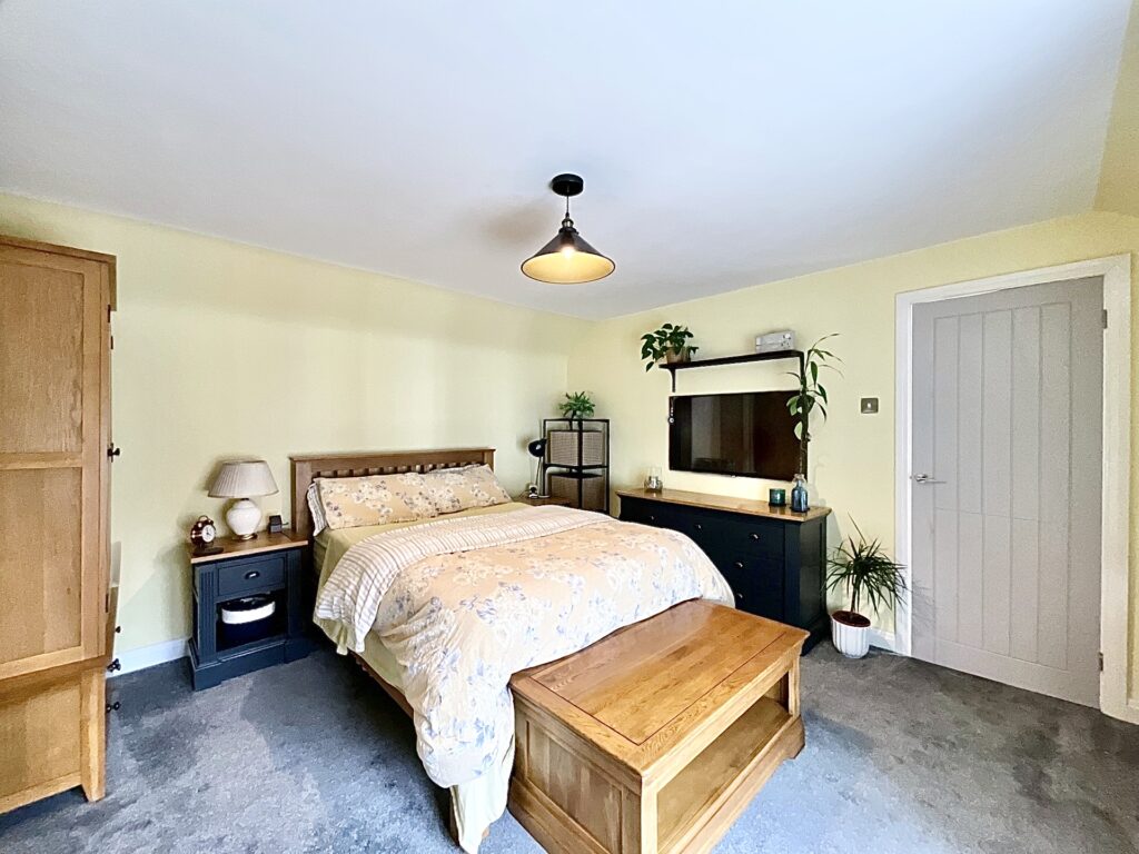 Chapel Street, Kingsley, ST10