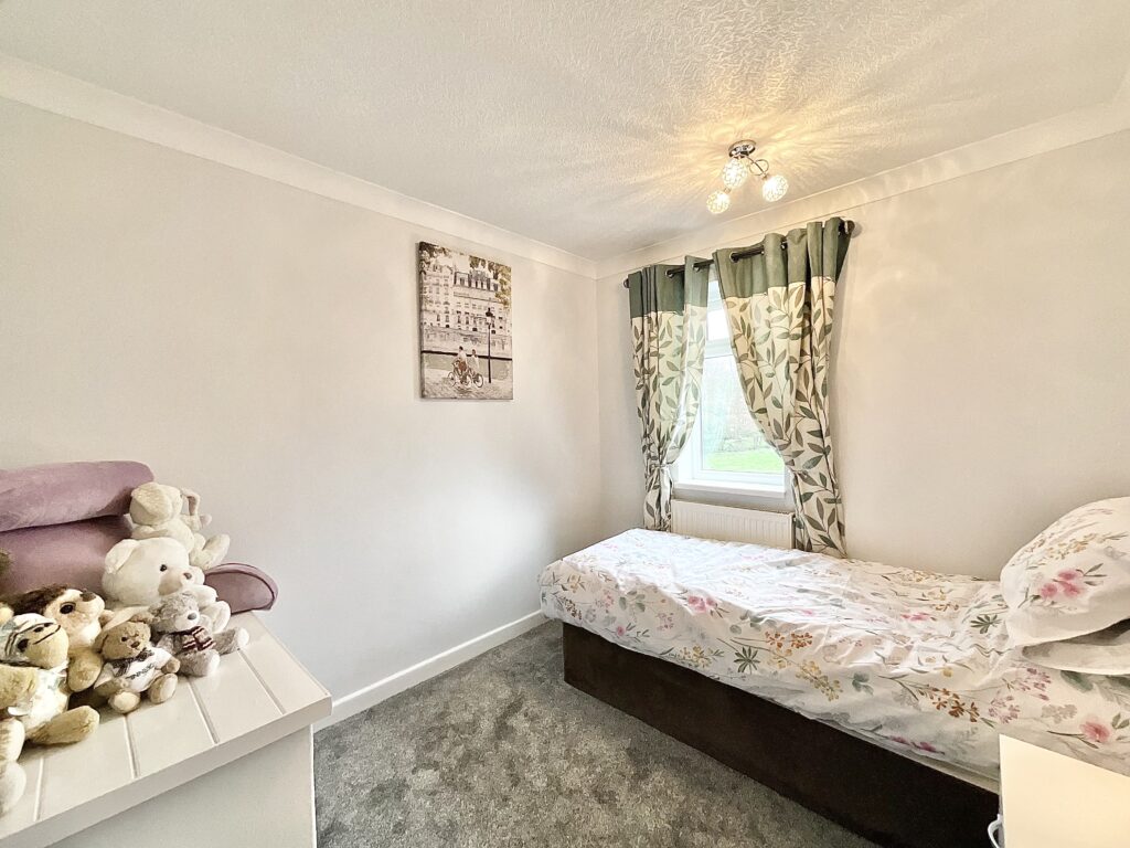 Riverside Road, Tean, ST10