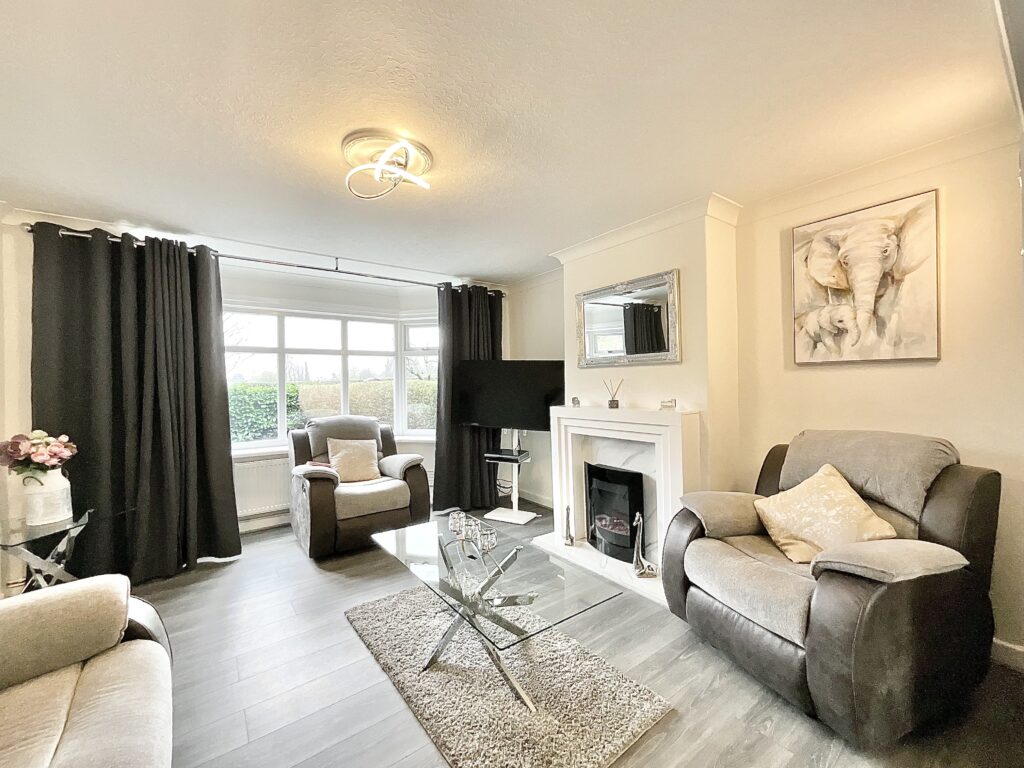 Riverside Road, Tean, ST10