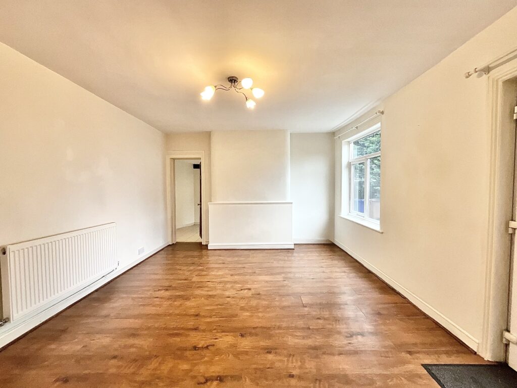 Cheadle Road, Uttoxeter, ST14