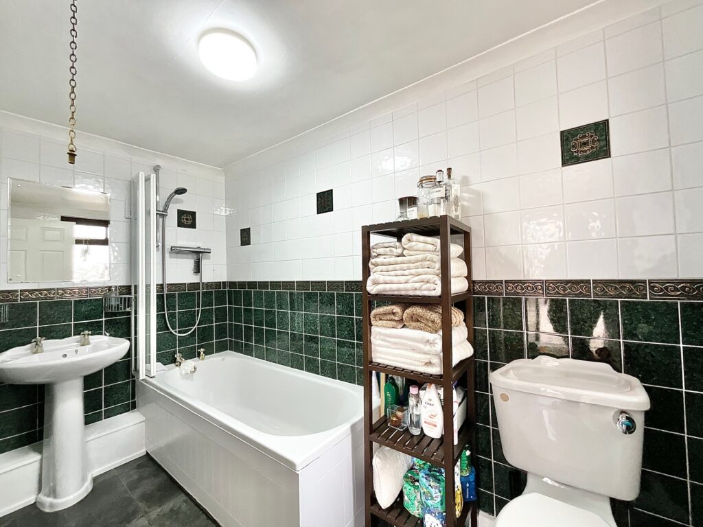 Ashbourne Road, Cheadle, ST10