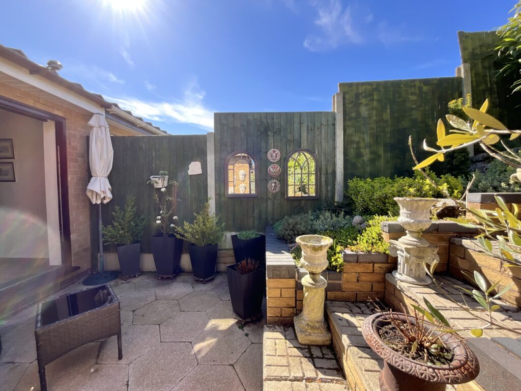 Huntley Lane, Cheadle, ST10