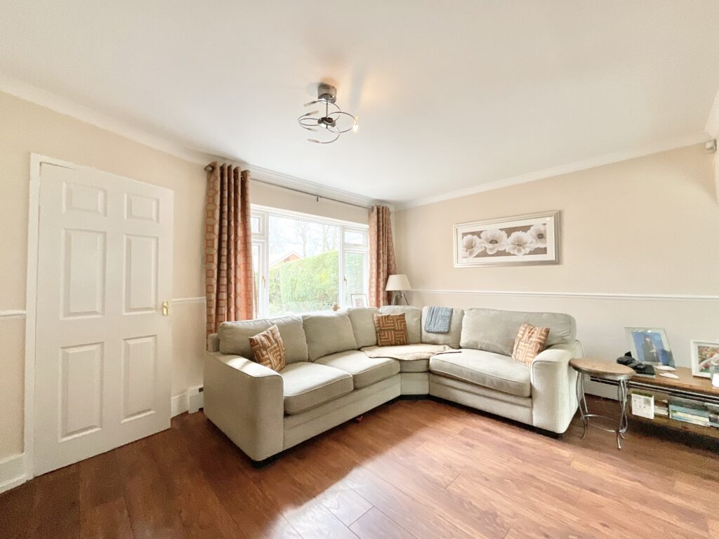 Murrayfield Drive, Willaston, CW5