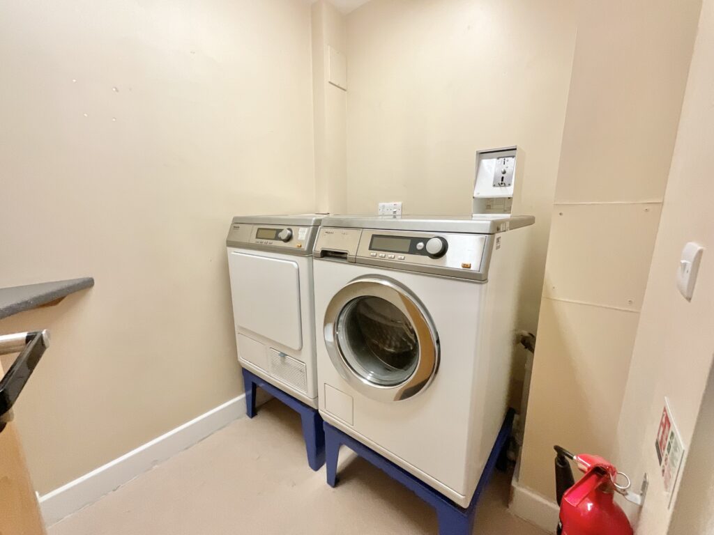 Queens Drive, Mill House Queens Drive, CW5