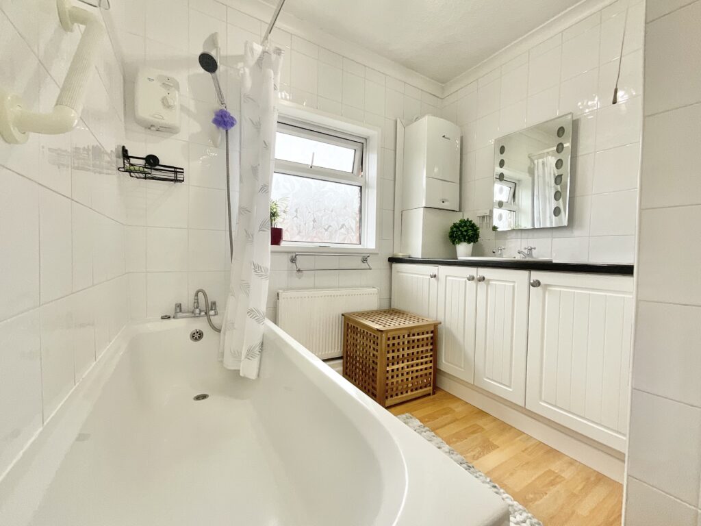 Weaver Road, Nantwich, CW5