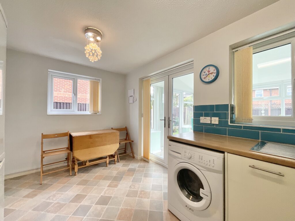 Lambourn Drive, Leighton, CW1