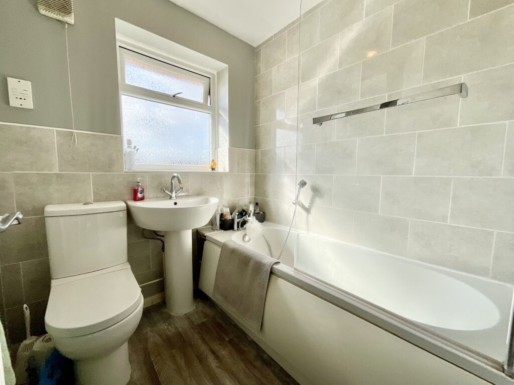 Kestrel Drive, Crewe, CW1