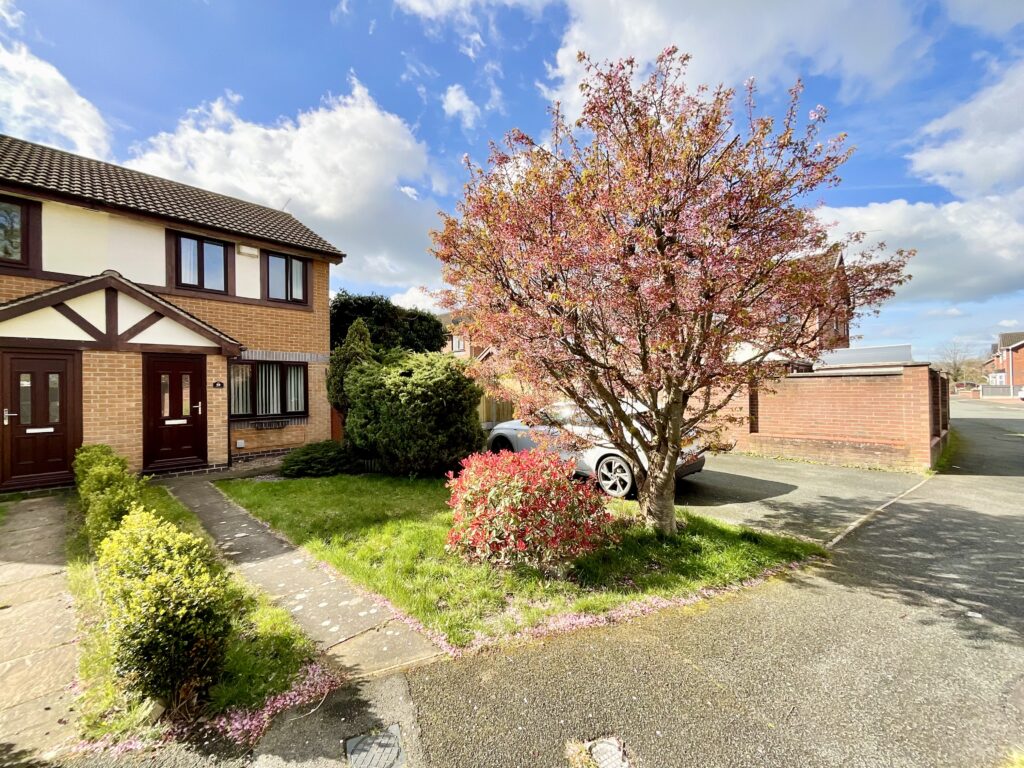 Kestrel Drive, Crewe, CW1