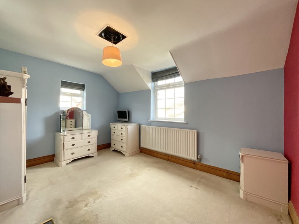 Main Road, Shavington, CW2